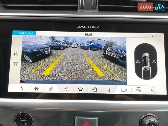 Черный Ягуар I-Pace, объемом двигателя 0 л и пробегом 98 тыс. км за 25200 $, фото 8 на Automoto.ua