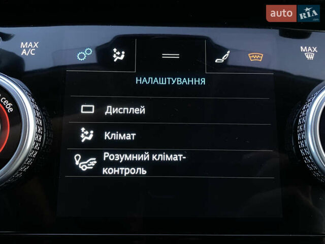 Черный Ягуар I-Pace, объемом двигателя 0 л и пробегом 120 тыс. км за 24900 $, фото 93 на Automoto.ua