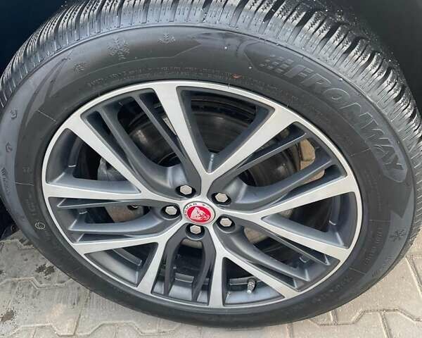 Черный Ягуар I-Pace, объемом двигателя 0 л и пробегом 73 тыс. км за 23999 $, фото 18 на Automoto.ua