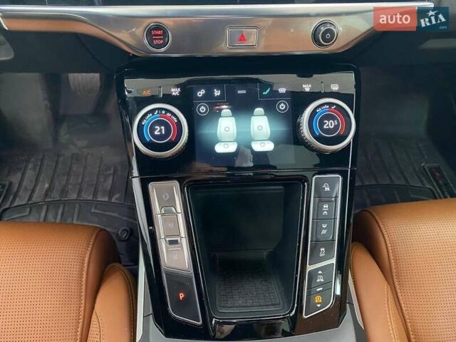 Черный Ягуар I-Pace, объемом двигателя 0 л и пробегом 73 тыс. км за 33990 $, фото 34 на Automoto.ua