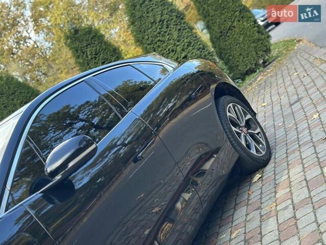 Черный Ягуар I-Pace, объемом двигателя 0 л и пробегом 80 тыс. км за 22750 $, фото 8 на Automoto.ua