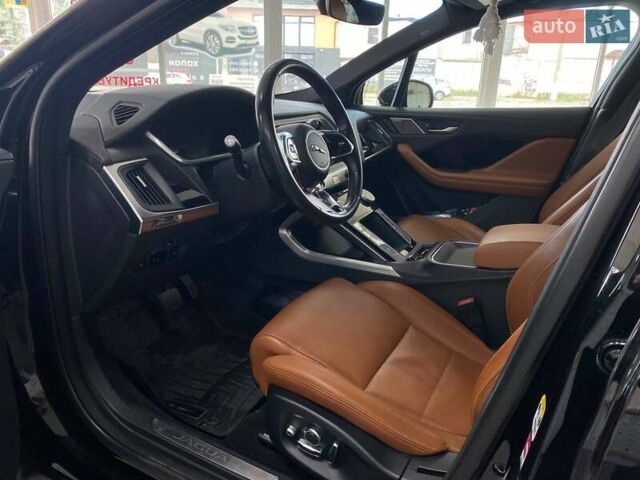 Черный Ягуар I-Pace, объемом двигателя 0 л и пробегом 73 тыс. км за 33990 $, фото 21 на Automoto.ua