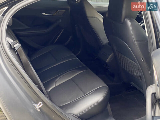 Черный Ягуар I-Pace, объемом двигателя 0 л и пробегом 105 тыс. км за 22200 $, фото 56 на Automoto.ua