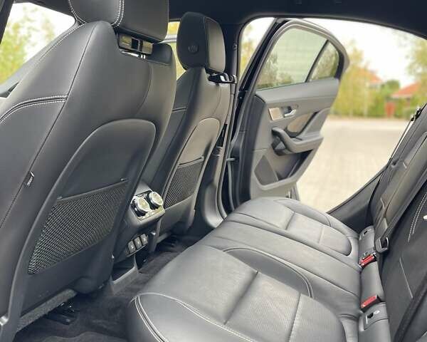 Черный Ягуар I-Pace, объемом двигателя 0 л и пробегом 45 тыс. км за 26900 $, фото 24 на Automoto.ua