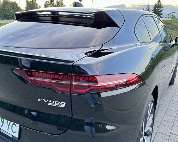 Чорний Ягуар I-Pace, об'ємом двигуна 0 л та пробігом 77 тис. км за 26900 $, фото 28 на Automoto.ua