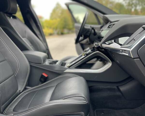 Черный Ягуар I-Pace, объемом двигателя 0 л и пробегом 45 тыс. км за 26900 $, фото 21 на Automoto.ua
