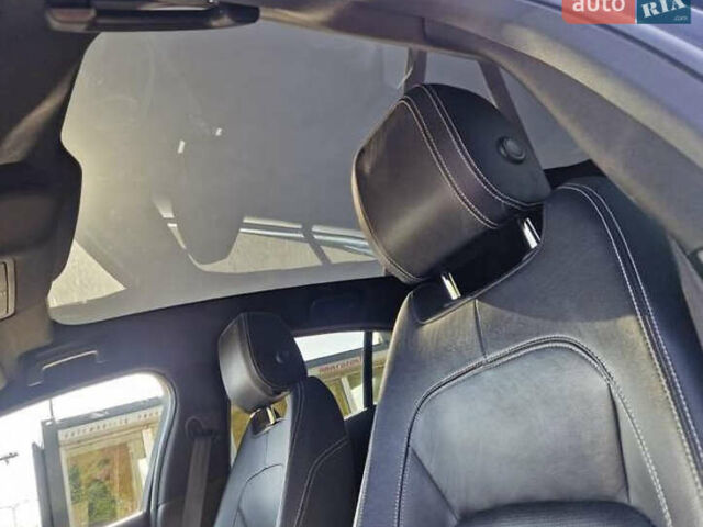 Черный Ягуар I-Pace, объемом двигателя 0 л и пробегом 77 тыс. км за 24500 $, фото 6 на Automoto.ua