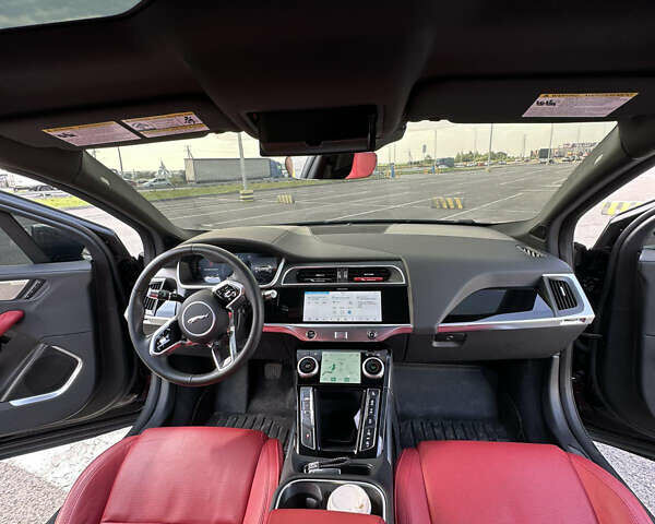 Черный Ягуар I-Pace, объемом двигателя 0 л и пробегом 74 тыс. км за 28800 $, фото 20 на Automoto.ua