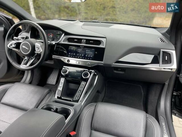 Черный Ягуар I-Pace, объемом двигателя 0 л и пробегом 44 тыс. км за 27900 $, фото 17 на Automoto.ua