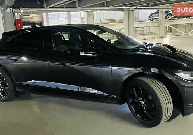 Черный Ягуар I-Pace, объемом двигателя 0 л и пробегом 79 тыс. км за 24300 $, фото 76 на Automoto.ua