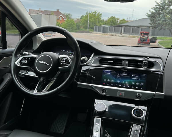 Черный Ягуар I-Pace, объемом двигателя 0 л и пробегом 62 тыс. км за 25999 $, фото 9 на Automoto.ua