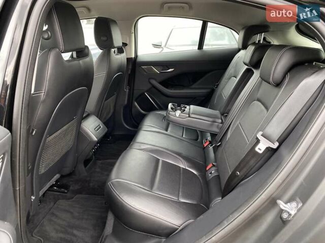 Черный Ягуар I-Pace, объемом двигателя 0 л и пробегом 98 тыс. км за 25200 $, фото 75 на Automoto.ua