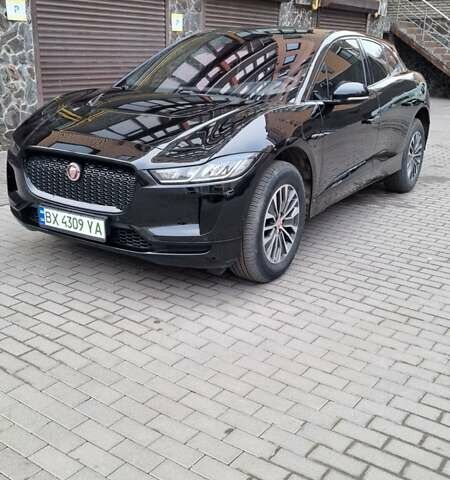 Черный Ягуар I-Pace, объемом двигателя 0 л и пробегом 44 тыс. км за 24900 $, фото 2 на Automoto.ua