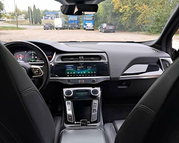 Черный Ягуар I-Pace, объемом двигателя 0 л и пробегом 180 тыс. км за 22500 $, фото 18 на Automoto.ua