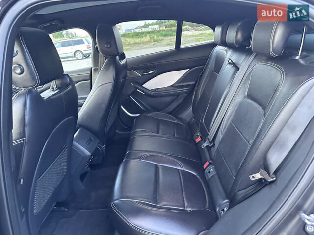 Чорний Ягуар I-Pace, об'ємом двигуна 0 л та пробігом 77 тис. км за 26900 $, фото 35 на Automoto.ua