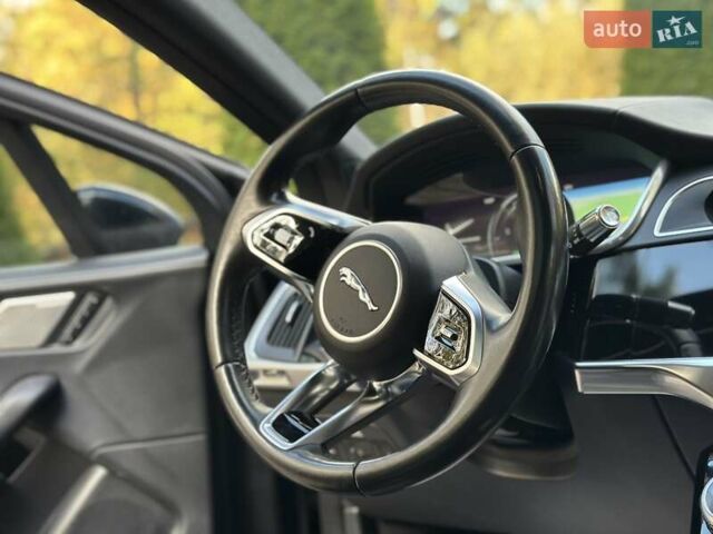Черный Ягуар I-Pace, объемом двигателя 0 л и пробегом 78 тыс. км за 22700 $, фото 36 на Automoto.ua