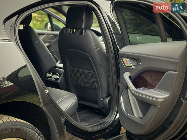 Черный Ягуар I-Pace, объемом двигателя 0 л и пробегом 138 тыс. км за 24500 $, фото 54 на Automoto.ua