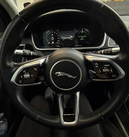 Черный Ягуар I-Pace, объемом двигателя 0 л и пробегом 115 тыс. км за 26800 $, фото 57 на Automoto.ua