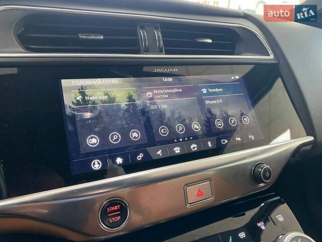 Черный Ягуар I-Pace, объемом двигателя 0 л и пробегом 73 тыс. км за 33990 $, фото 33 на Automoto.ua