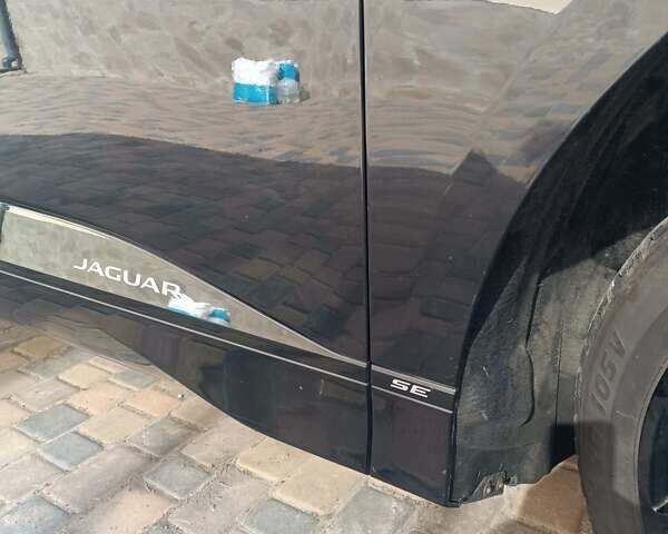 Черный Ягуар I-Pace, объемом двигателя 0 л и пробегом 90 тыс. км за 20500 $, фото 6 на Automoto.ua