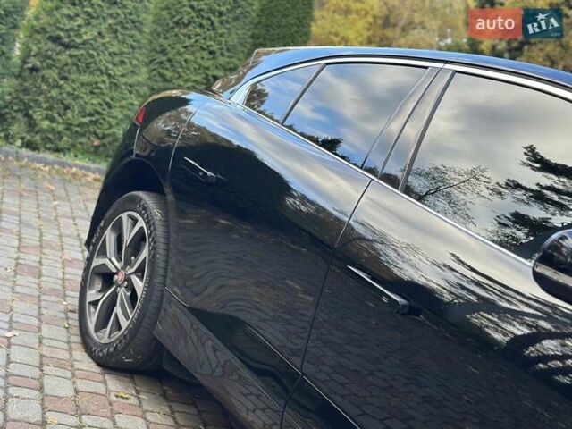 Черный Ягуар I-Pace, объемом двигателя 0 л и пробегом 80 тыс. км за 22750 $, фото 20 на Automoto.ua