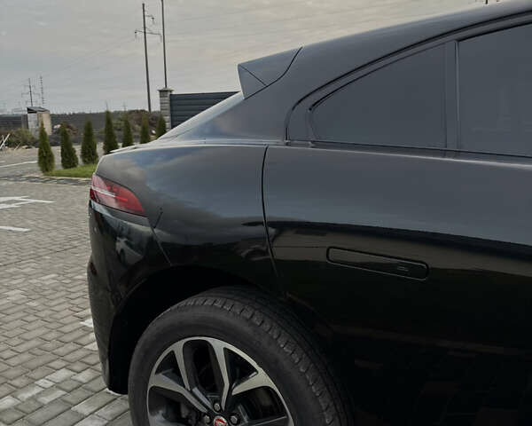 Черный Ягуар I-Pace, объемом двигателя 0 л и пробегом 115 тыс. км за 26800 $, фото 5 на Automoto.ua