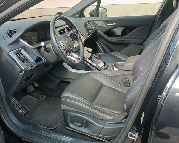 Черный Ягуар I-Pace, объемом двигателя 0 л и пробегом 90 тыс. км за 20500 $, фото 11 на Automoto.ua