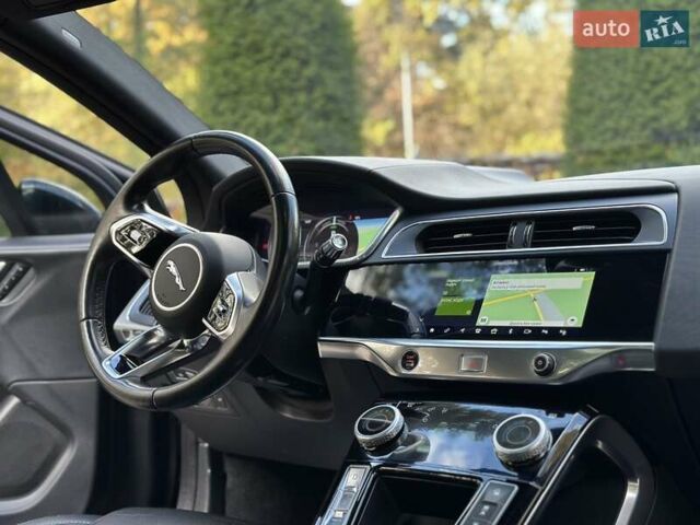 Черный Ягуар I-Pace, объемом двигателя 0 л и пробегом 80 тыс. км за 22750 $, фото 57 на Automoto.ua