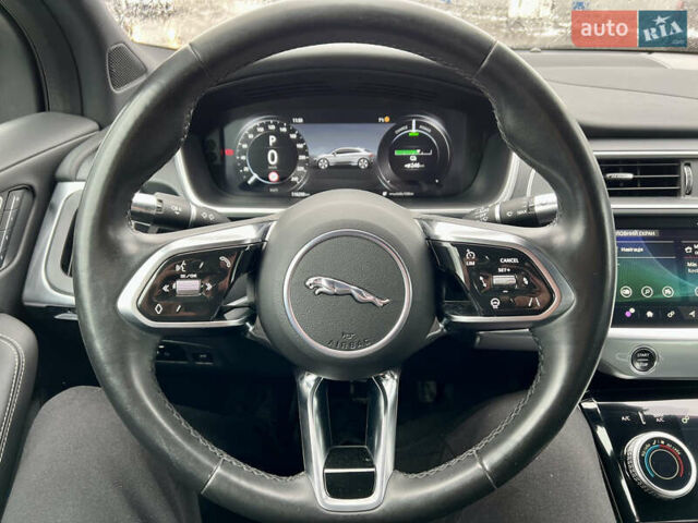 Черный Ягуар I-Pace, объемом двигателя 0 л и пробегом 116 тыс. км за 23990 $, фото 37 на Automoto.ua