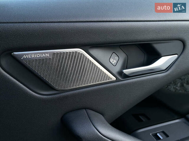 Черный Ягуар I-Pace, объемом двигателя 0 л и пробегом 120 тыс. км за 25900 $, фото 129 на Automoto.ua