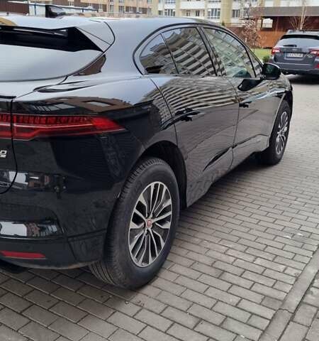 Черный Ягуар I-Pace, объемом двигателя 0 л и пробегом 44 тыс. км за 24900 $, фото 7 на Automoto.ua
