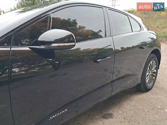 Черный Ягуар I-Pace, объемом двигателя 0 л и пробегом 180 тыс. км за 22500 $, фото 39 на Automoto.ua