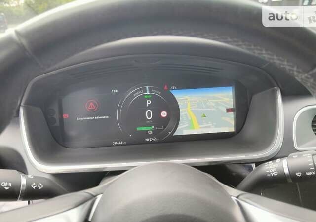 Черный Ягуар I-Pace, объемом двигателя 0 л и пробегом 96 тыс. км за 22999 $, фото 13 на Automoto.ua