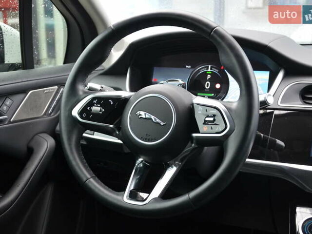 Черный Ягуар I-Pace, объемом двигателя 0 л и пробегом 49 тыс. км за 29900 $, фото 27 на Automoto.ua