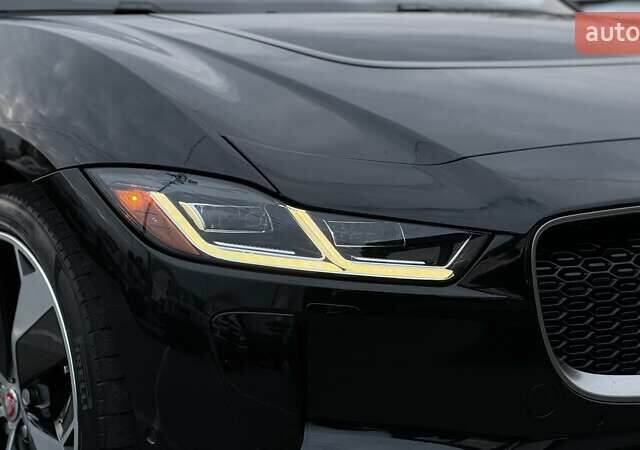 Черный Ягуар I-Pace, объемом двигателя 0 л и пробегом 36 тыс. км за 31999 $, фото 40 на Automoto.ua