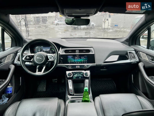 Черный Ягуар I-Pace, объемом двигателя 0 л и пробегом 116 тыс. км за 23990 $, фото 45 на Automoto.ua