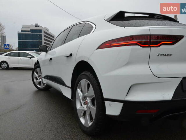 Черный Ягуар I-Pace, объемом двигателя 0 л и пробегом 49 тыс. км за 29900 $, фото 11 на Automoto.ua