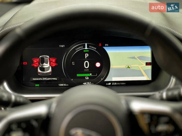 Черный Ягуар I-Pace, объемом двигателя 0 л и пробегом 138 тыс. км за 24500 $, фото 71 на Automoto.ua