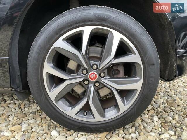 Черный Ягуар I-Pace, объемом двигателя 0 л и пробегом 98 тыс. км за 25200 $, фото 23 на Automoto.ua