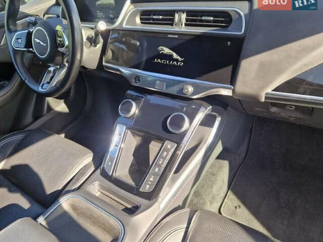 Черный Ягуар I-Pace, объемом двигателя 0 л и пробегом 77 тыс. км за 24500 $, фото 5 на Automoto.ua