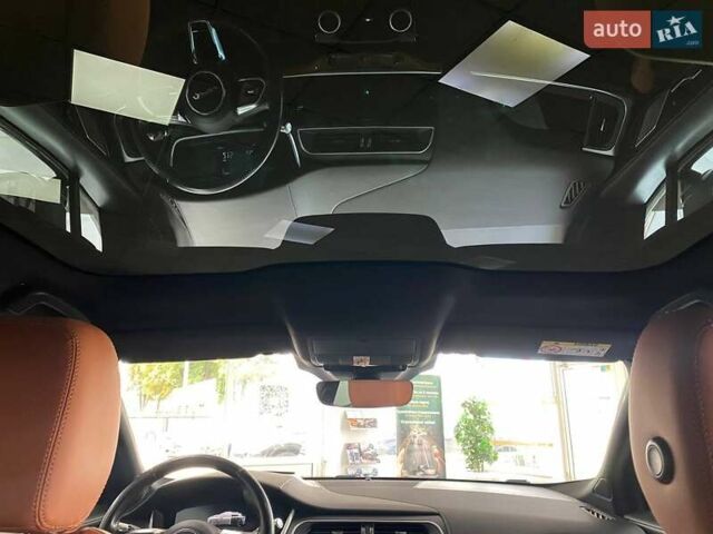 Черный Ягуар I-Pace, объемом двигателя 0 л и пробегом 73 тыс. км за 33990 $, фото 36 на Automoto.ua
