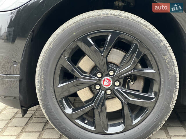 Черный Ягуар I-Pace, объемом двигателя 0 л и пробегом 143 тыс. км за 20500 $, фото 66 на Automoto.ua