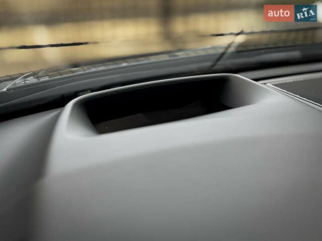 Черный Ягуар I-Pace, объемом двигателя 0 л и пробегом 138 тыс. км за 24500 $, фото 84 на Automoto.ua