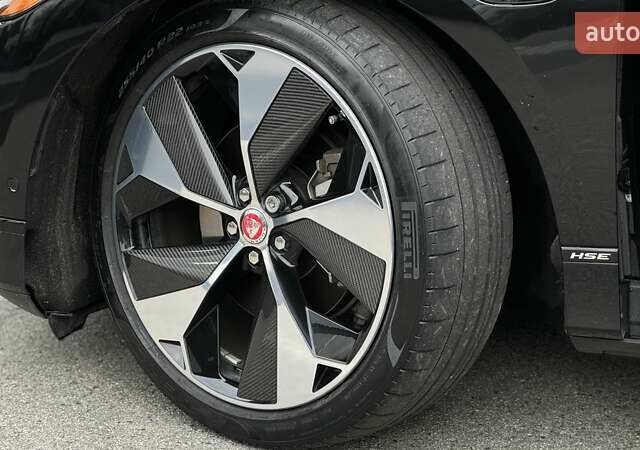 Черный Ягуар I-Pace, объемом двигателя 0 л и пробегом 36 тыс. км за 31999 $, фото 7 на Automoto.ua