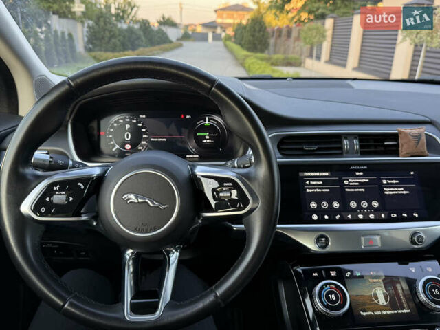Черный Ягуар I-Pace, объемом двигателя 0 л и пробегом 133 тыс. км за 21500 $, фото 10 на Automoto.ua
