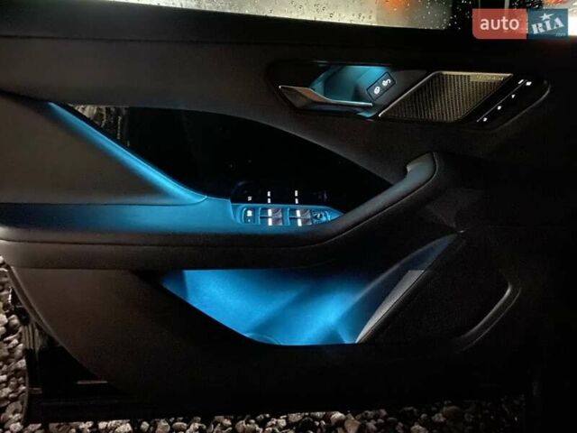 Черный Ягуар I-Pace, объемом двигателя 0 л и пробегом 120 тыс. км за 24900 $, фото 5 на Automoto.ua