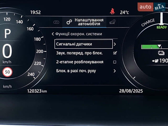 Черный Ягуар I-Pace, объемом двигателя 0 л и пробегом 120 тыс. км за 24900 $, фото 60 на Automoto.ua