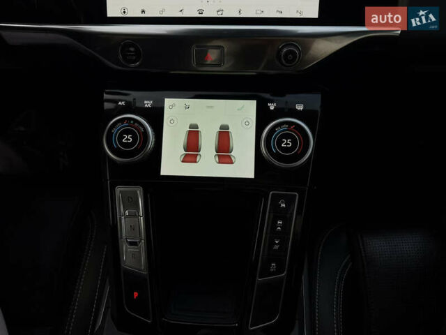 Черный Ягуар I-Pace, объемом двигателя 0 л и пробегом 115 тыс. км за 26800 $, фото 11 на Automoto.ua