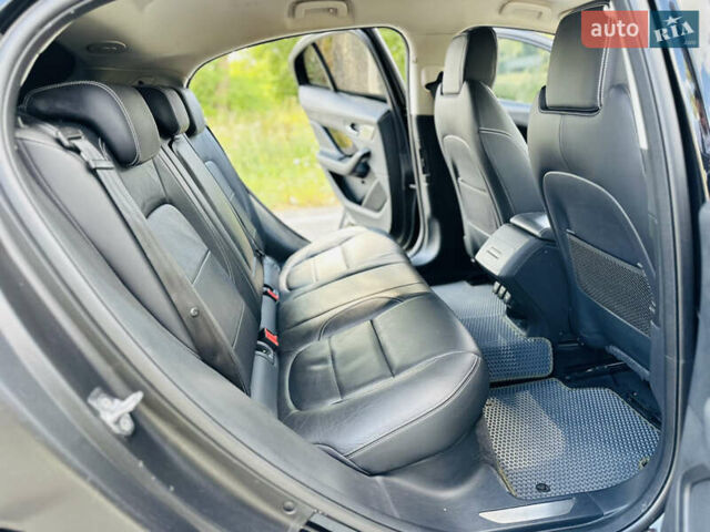 Черный Ягуар I-Pace, объемом двигателя 0 л и пробегом 24 тыс. км за 28500 $, фото 14 на Automoto.ua