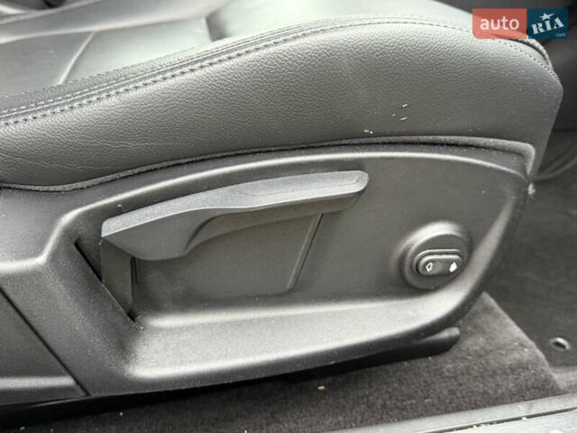 Чорний Ягуар I-Pace, об'ємом двигуна 0 л та пробігом 93 тис. км за 21499 $, фото 52 на Automoto.ua